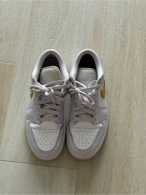 Jordan Low-Top Sneakers in Lavender and Gold